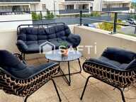 2 pièces avec terrasse & parking  Emplacement idéal » — photo 2