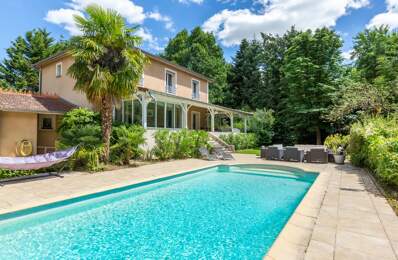 VILLA ECULLY 280m2 - AU FOND D'UNE IMPASSE - CALME ET DISCRETION — photo du bien
