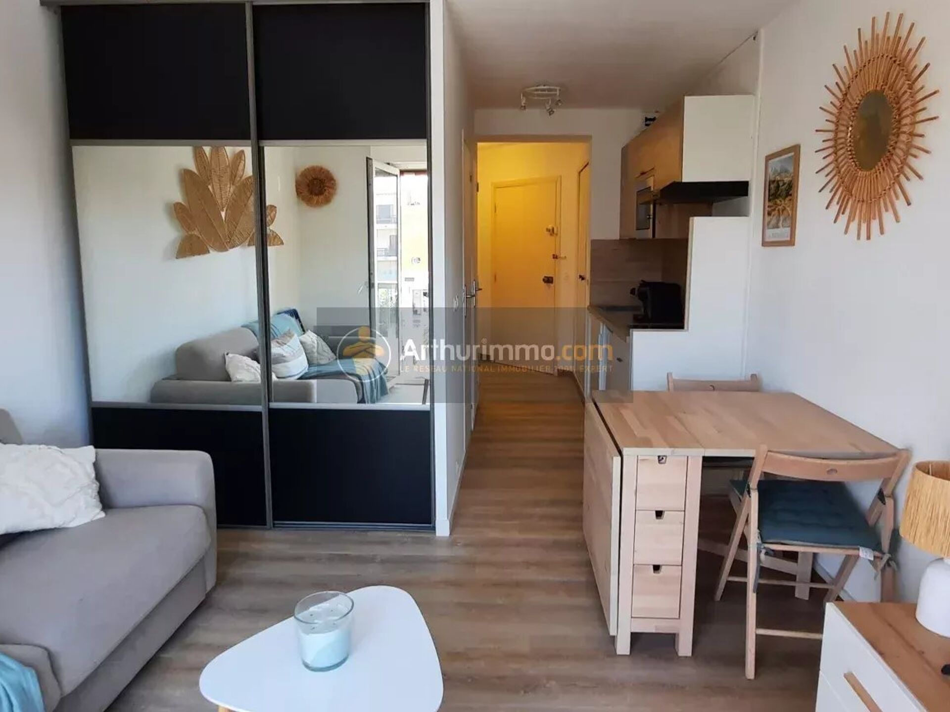 Appartement 1 pièce 24 m² · à Saint-Aygulf · 24 m² · 670 €/mois