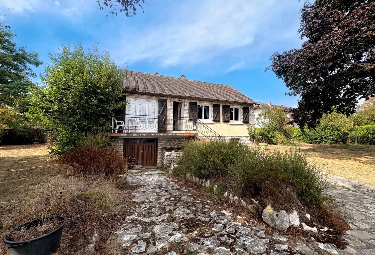 A VENDRE MAISON 5 PIECES LA CHAUSSEE D'IVRY. — photo 1