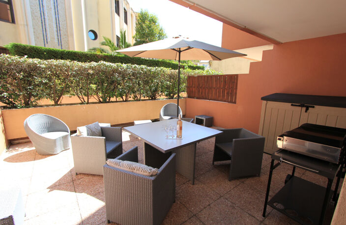 Sainte-Maxime   Appartement rénové à 200m de la plage — photo 3