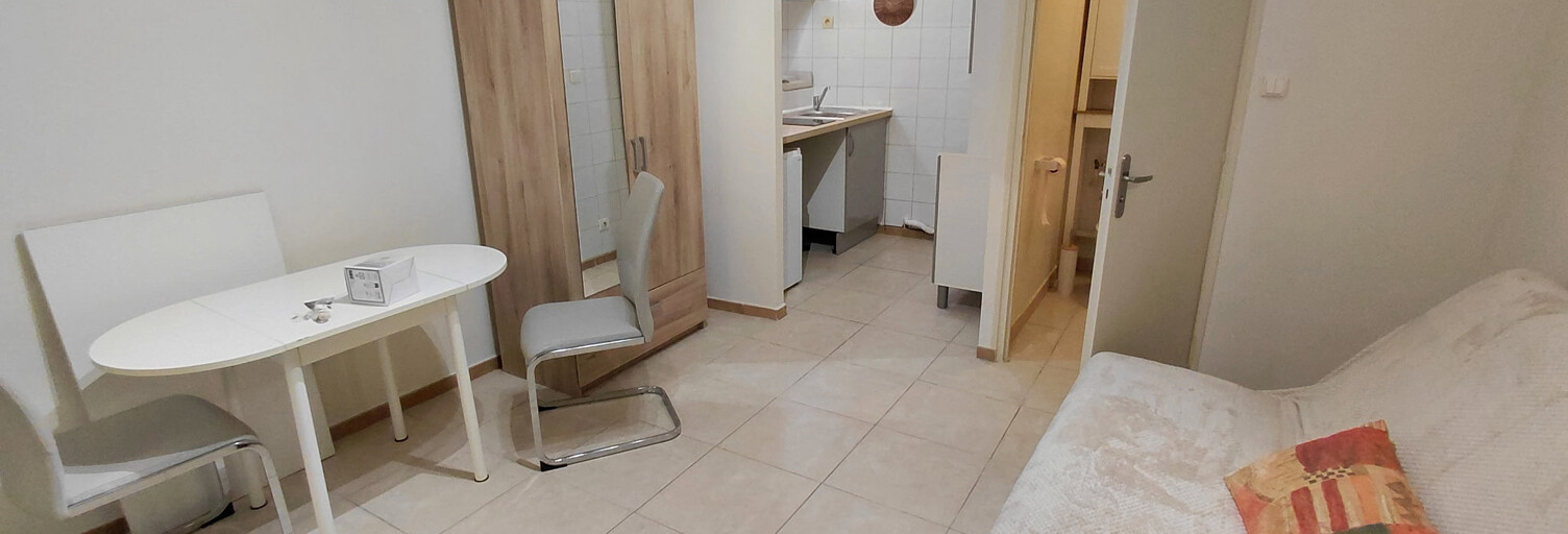 Appartement 1 Pièce 18 m² à louer à Laudun-l'Ardoise (30290)