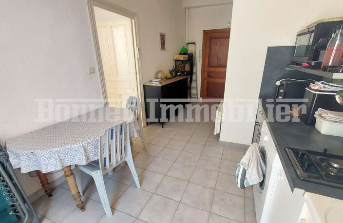 Appartement T2 avec grande terrasse hyper-centre de Nyons — photo 4