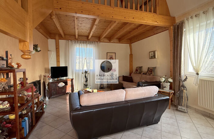 Appartement avec terrasse dans un quartier résidentiel — photo 5
