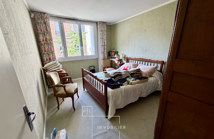 Appartement - 90m² - 20 rue des Amiraux Paris 18ème — photo 4