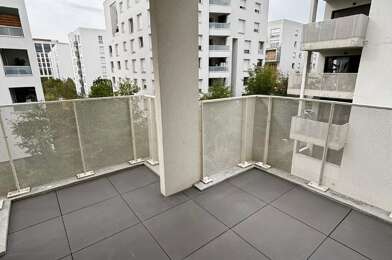Appartement 3 pièces 856 €