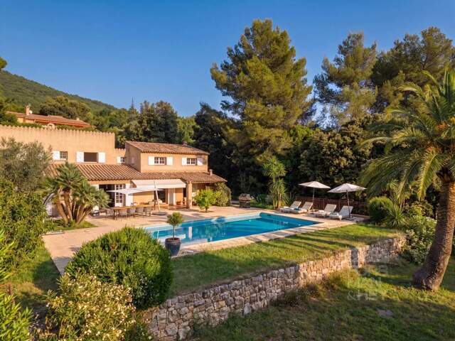 Grasse : Villa provençale de standing avec vue panoramique sur la Méditerranée — photo du bien
