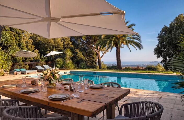 Grasse : Villa provençale de standing avec vue panoramique sur la Méditerranée — photo 3
