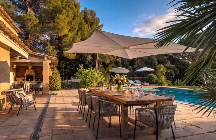 Grasse : Villa provençale de standing avec vue panoramique sur la Méditerranée — photo 5
