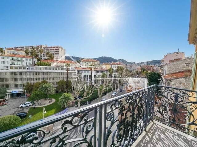 Appartement 3 pièces 90 m² à Nice — photo du bien