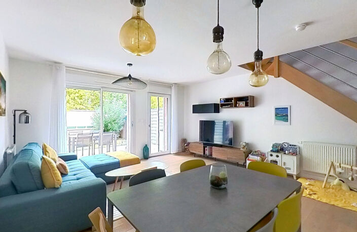 69410 CHAMPAGNE-AU-MONT-D'OR - CENTRE - APPARTEMENT T3 DUPLE — photo 5