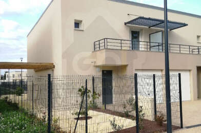 Maison 4 pièces 1006 €