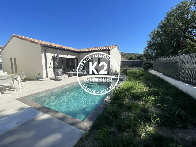 VILLA RECENTE DE PLAIN PIED 124 m² — photo du bien