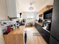 A DEUX PAS DE LA MER – APPARTEMENT T3 AVEC TERRASSE — photo 4