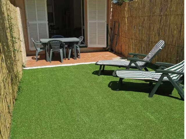 Appartement MEUBLE Saint Cyr Sur Mer 1 pièce(s) — photo du bien
