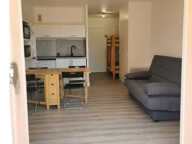 Appartement MEUBLE Saint Cyr Sur Mer 1 pièce(s) — photo 2