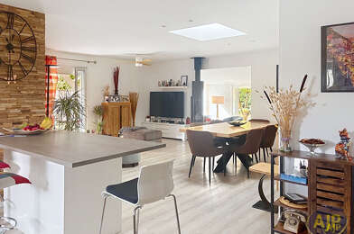 Maison 5 pièces 499000 €