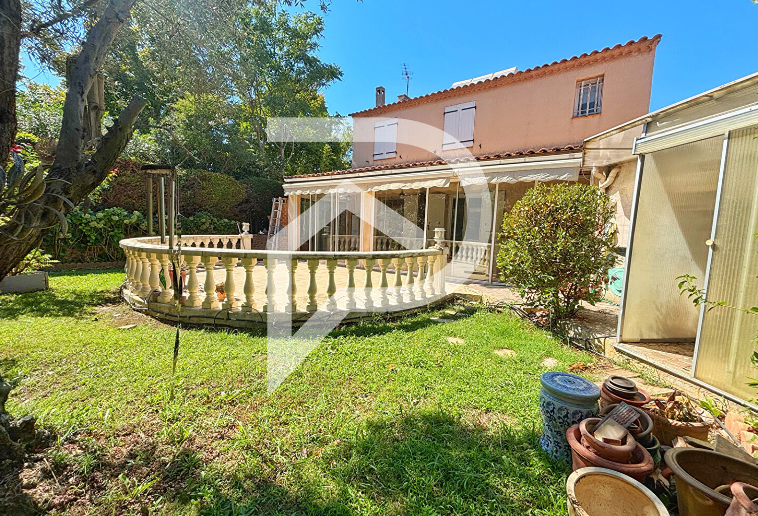 Maison Vitrolles 5 pièce(s) 126 m2 — photo 1