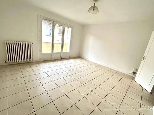 Appartement T4 à louer — photo du bien