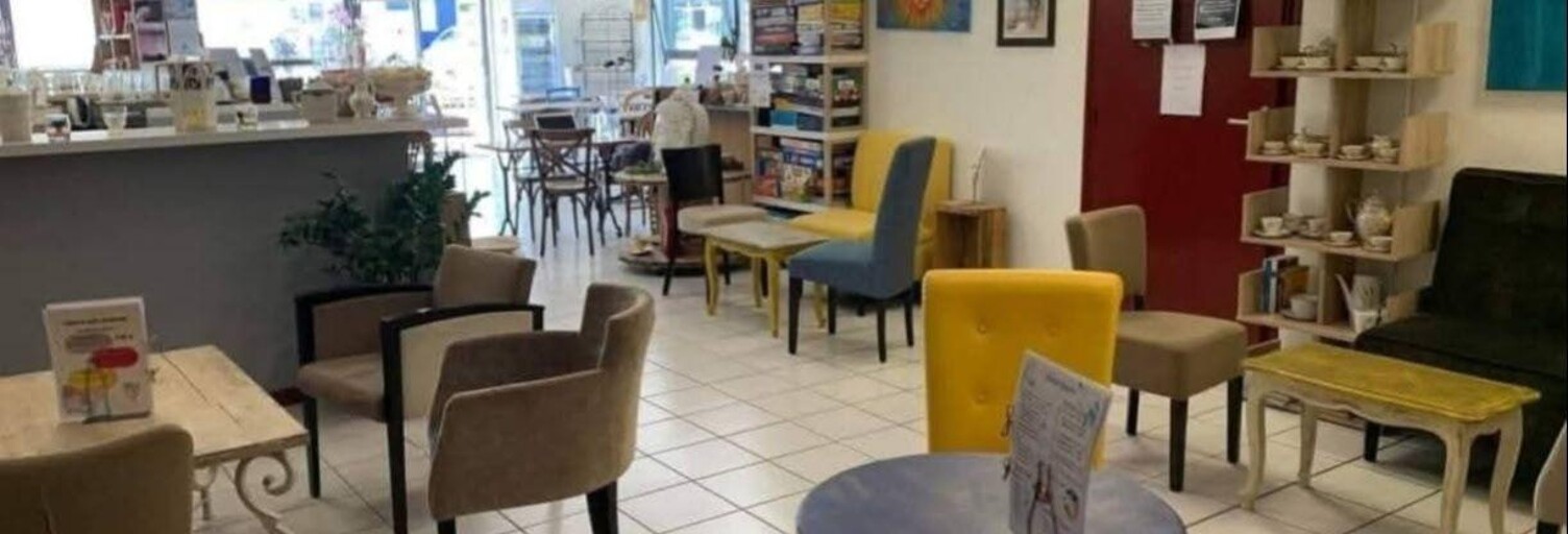 Divers  180 m² à vendre à Saint-Mitre-les-Remparts (13920)