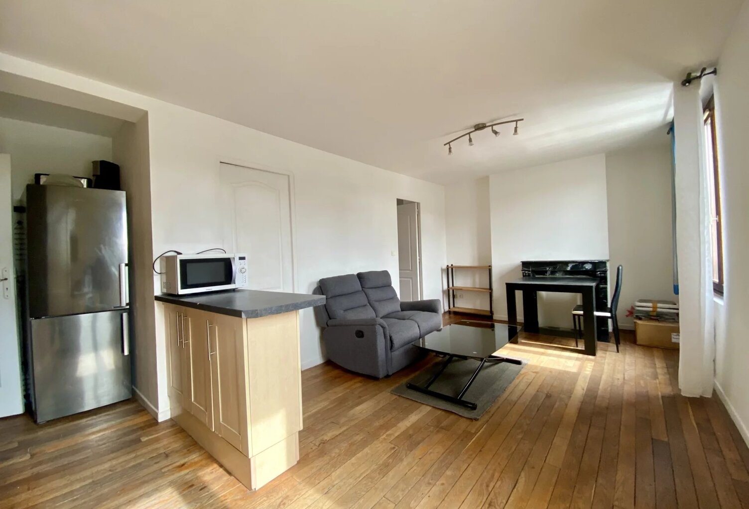Appartement de type T3 situé en plein centre-ville de Creil — photo 1