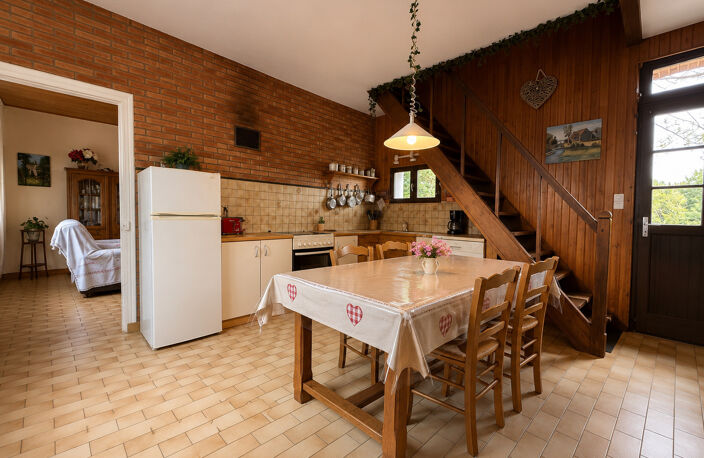 BECQUIGNY - ANCIEN CORPS DE FERME - MAISON - DEPENDANCES - J — photo 2