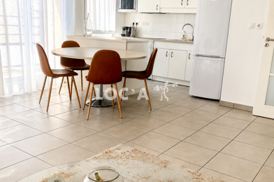 Appartement 3 pièces 1405 €