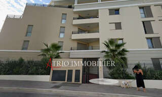 Garage  24 m² à louer à Saint-Laurent-du-Var (06700)