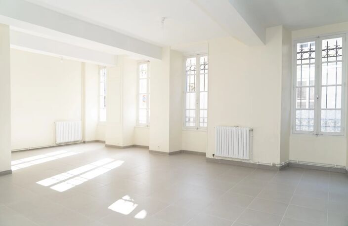 A LAON MAISON DE VILLE... — photo 5