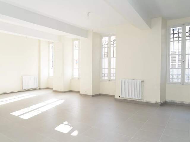 A LAON MAISON DE VILLE... — photo du bien