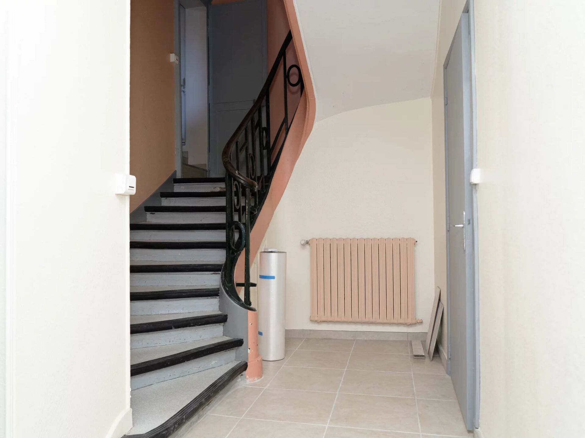 Acheter maison de 11 pièces 242 m² 205 000 € à Laon (02000) : une annonce Arthurimmo.com — 5