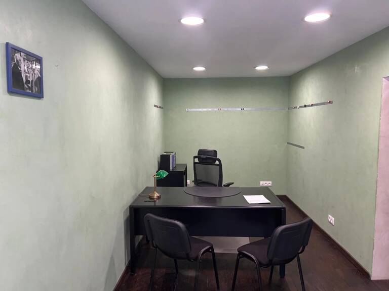 EXCLUSIVITÉ - À VENDRE – MURS COMMERCIAUX – ARGELÈS-GAZOST – EMPLACEMENT PRIVILÉGIÉ — photo 1