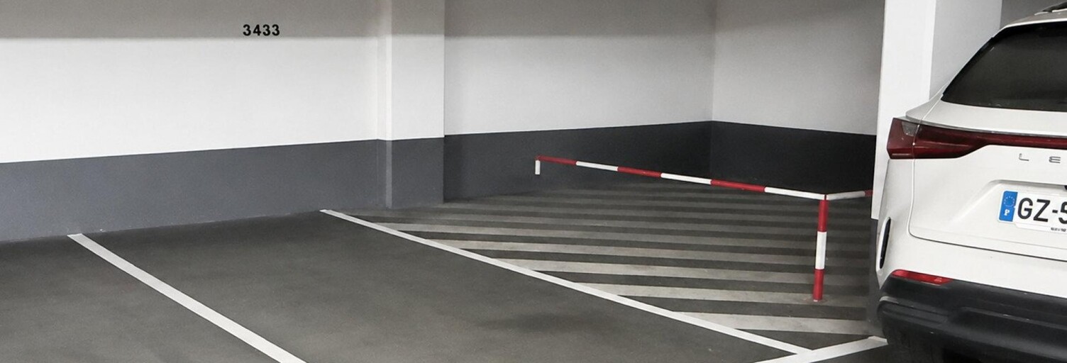 Garage  12 m² à vendre à Paris 15 (75015)