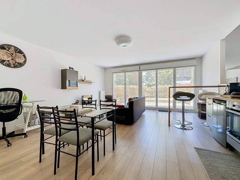 Grand T2 Lumineux tout équipé avec terrasse — photo 1