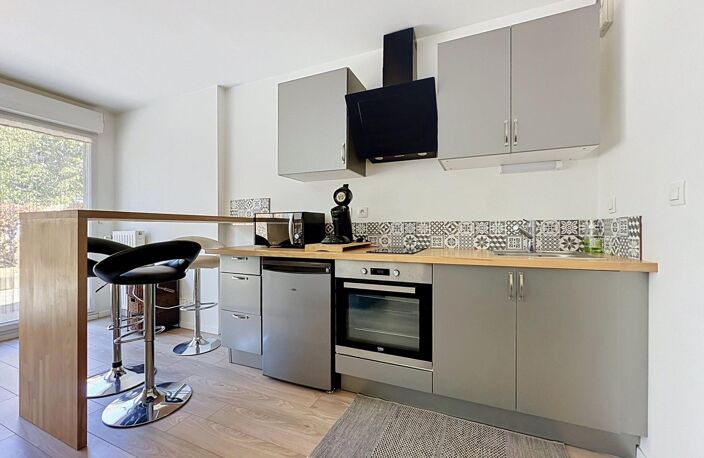 Grand T2 Lumineux tout équipé avec terrasse — photo 3