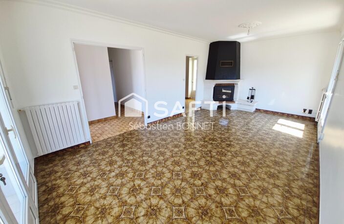 Maison de plain pied proche centre avec dépendances — photo 4
