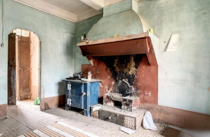 Belle maison de caractère avec terrain non attenant et mazet — photo 5