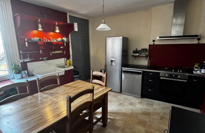 Maison atypique avec terrasse au cœur d'Autun — photo 3