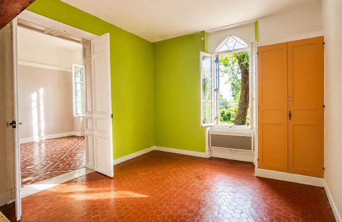 Bien atypique de caractère  Beaux volumes et environnement campagne — photo 3