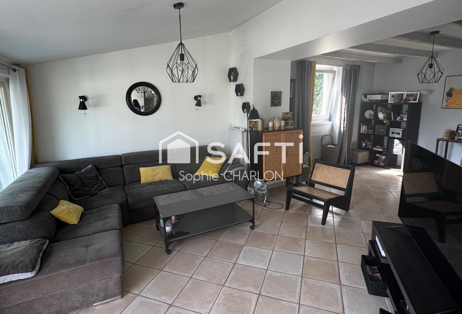 Bourg les Valence, maison d'environ 117m2, 3 chambres, piscine — photo 1
