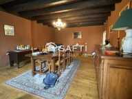 Charme, calme et authenticité pour cette maison de famille et de vacances en Bourbonnais. — photo 3