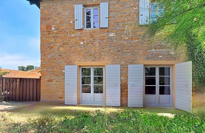 ALIX  Grange en pierre à réhabiliter  190 m² avec jardin — photo 2