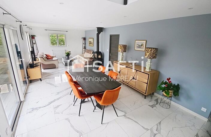 Belle contemporaine de 2022 en basse consommation — photo 2