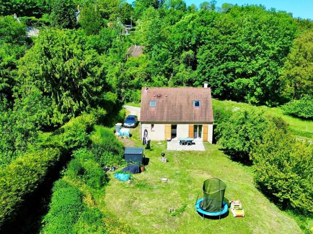 En village, maison 3 chambres de 82 m² — photo du bien