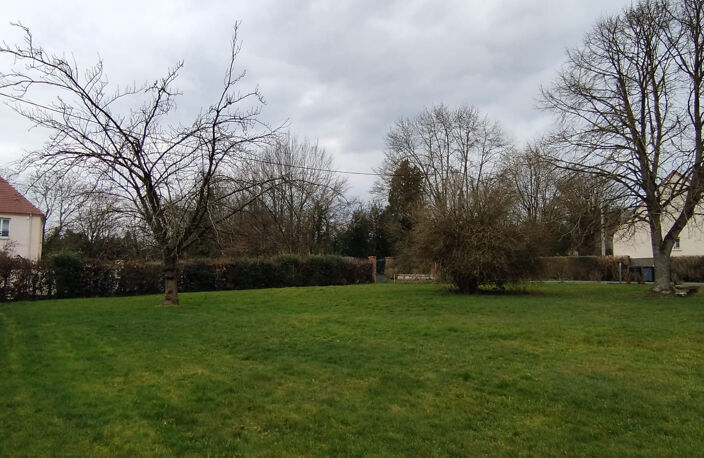 Terrain constructible 572 m2 Le Coudray sur Thelle — photo 4