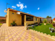 A VENDRE DEPT 30 (GARD) AIMARGUES VILLA PP 3 CHAMBRES JARDIN — photo 4