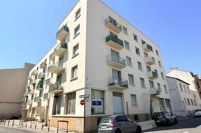Appartement 4 pièces 145000 €