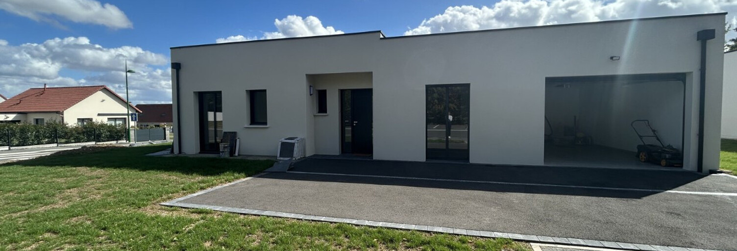 Maison 4 Pièces 137 m² à louer à Ferrières (80470)