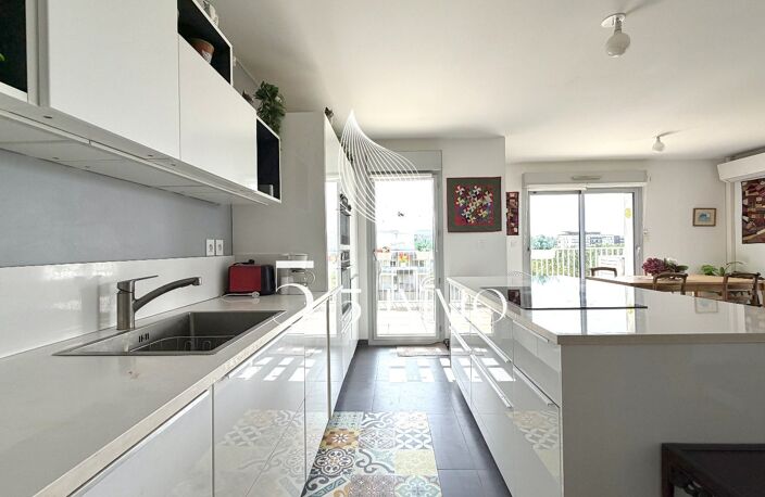 AVANT DERNIER ETAGE 4 PIECES / VUE PARC CHARPAK  — photo 4