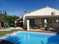 jolie maison de plain-pied *piscine bois semi-enterrée * sec — photo 3